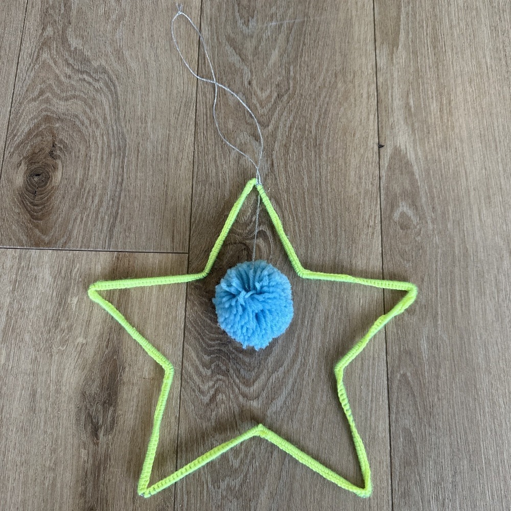 Meri Meri Wire And Wool Hanging Star Pom Pom Boho Chic New With Cinch Bag